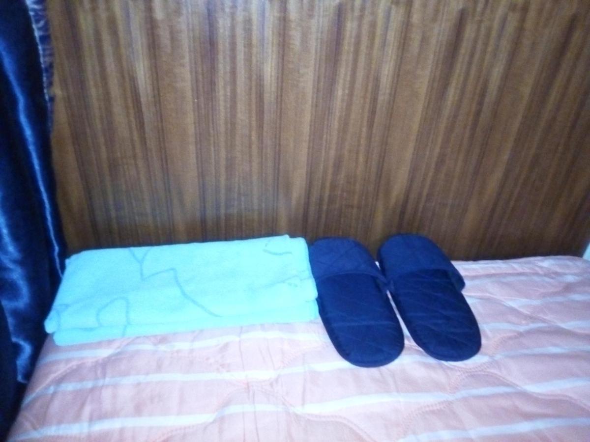 Ban Kru Ae mixed dorm Bed & Breakfast Bangkok Bagian luar foto